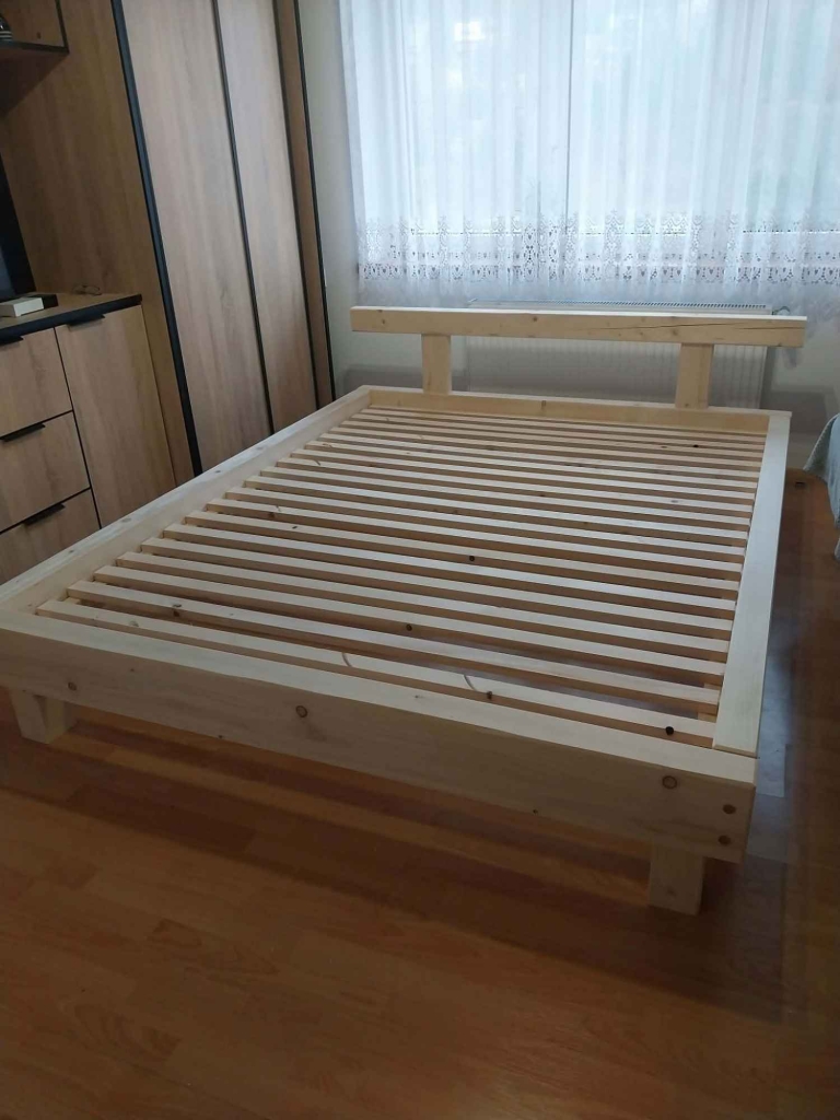 Łóżka drewniane lub z płyty meblowej sypialniane Tokarnia - zdjęcie 1