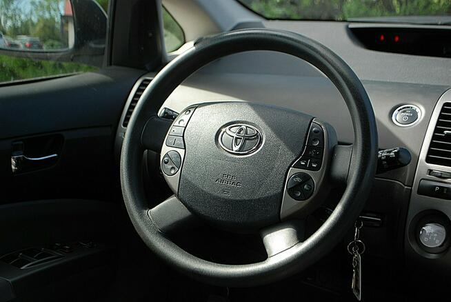 Toyota Prius hybryda. Nowa instalacja gazowa LPG. Słupsk - zdjęcie 7