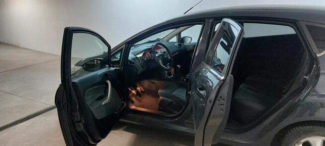 Ford Fiesta 1.6 TDCi drugi właściciel Kielce - zdjęcie 3