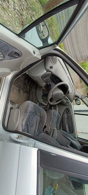 Renault Megane scenic 1.9 Łoniów - zdjęcie 8
