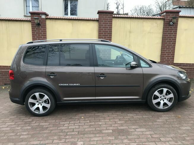 Volkswagen Touran Cross 1.4 benzyna  140 KM  99 tys. km Słupsk - zdjęcie 7