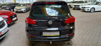 Volkswagen Tiguan Zobacz opis !!  W podanej cenie Roczna GWARANCJA !! Mysłowice - zdjęcie 9