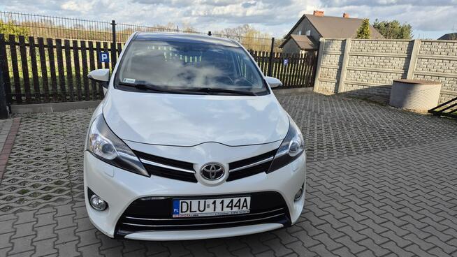 TOYOTA VERSO 1.6 D-4D*7 osób panorama webasto Ścinawa - zdjęcie 2