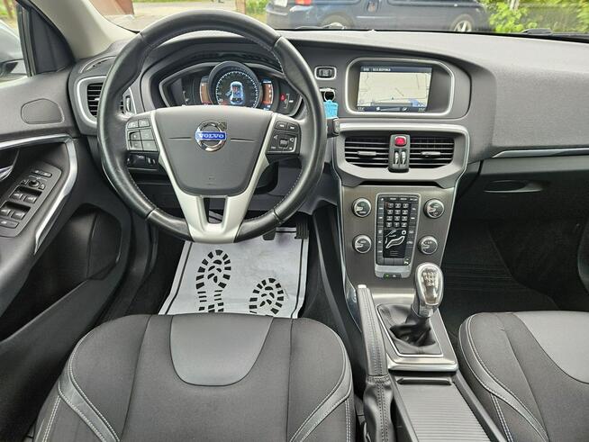 Volvo V40 Pełna Historia Serwisowa* Kamera* Ładne i Zadbane* GWARANCJA Opoczno - zdjęcie 8