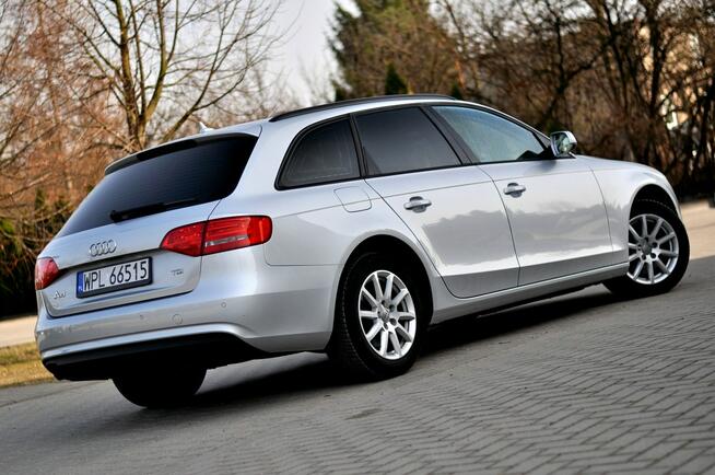 Audi A4 2.0TDI Lift Klimatronik Navi Alufelgi Parktronik Płock - zdjęcie 5