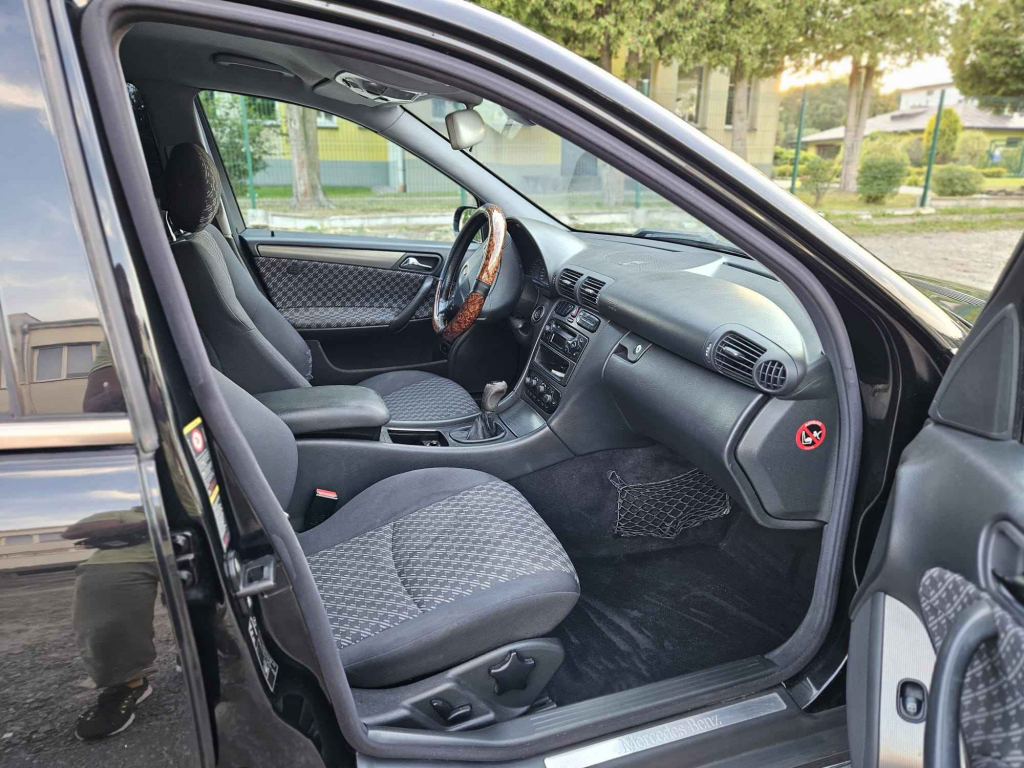 Mercedes 200 CDI klasa C Konin - zdjęcie 3