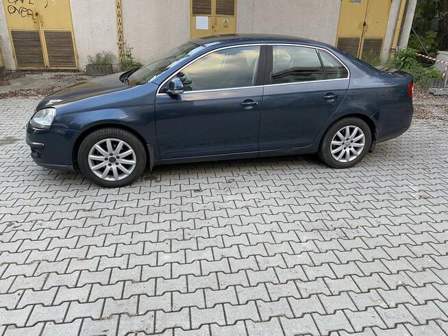 Sprzedam VW Jetta 2007r. 1,6 Kraków - zdjęcie 9
