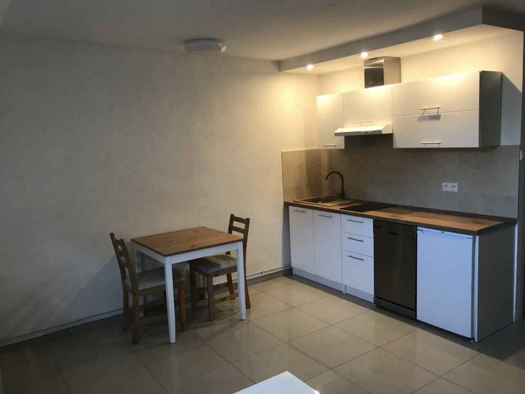 1pok, 22met, Okolice Brucknera PO REMONCIE (Wrocław) Psie Pole - zdjęcie 3