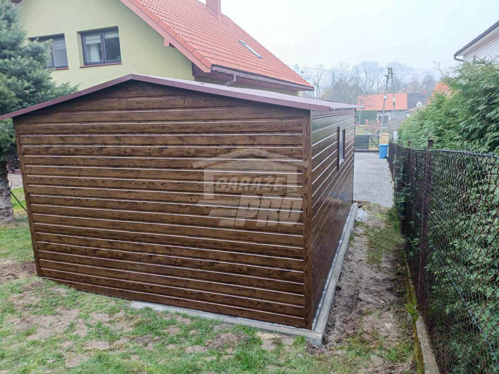 Garaż blaszany 4x6m Brama uchylna drzwi okno drewnopodobny dach GP446 Sopot - zdjęcie 6