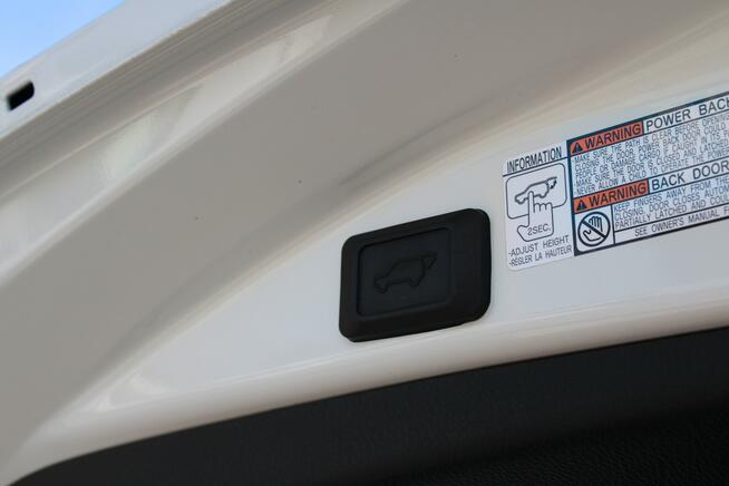 Toyota RAV-4 G.Fotele tempomat kamera  Salon Polska Warszawa - zdjęcie 10