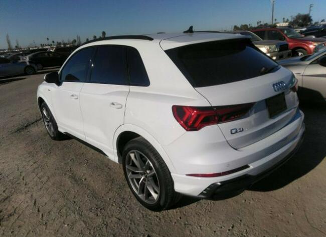 Audi Q3 2021, 2.0L, S LINE PREMIUM PLUS, 4x4, po kradziezy Warszawa - zdjęcie 3