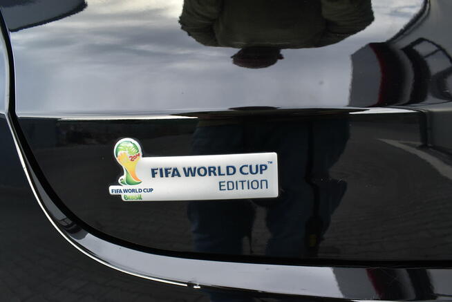 FIFA WORD CUP EDITION 1,6 benz.LED KLIMATRONIK 4*PODG.FOTELE Białogard - zdjęcie 6