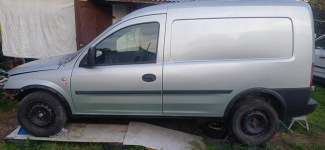 Opel combo c 1.3 cdti cały na części sprzedam Biestrzykowice - zdjęcie 2