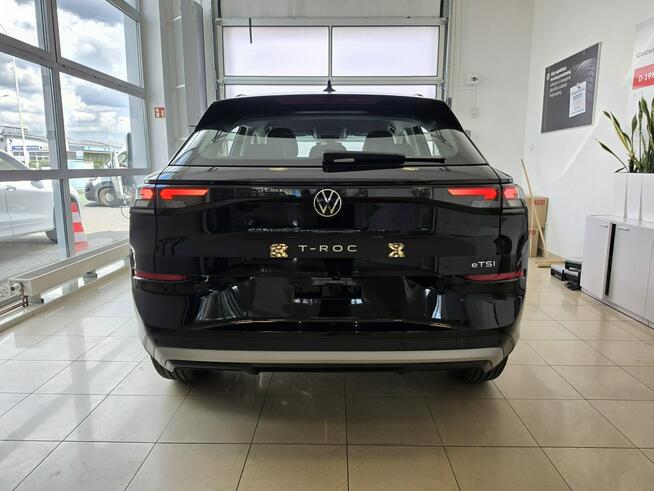 Volkswagen T-Roc Life 1.5 eTSI 116KM automat DSG Pakiet Zimowy Stalowa Wola - zdjęcie 6