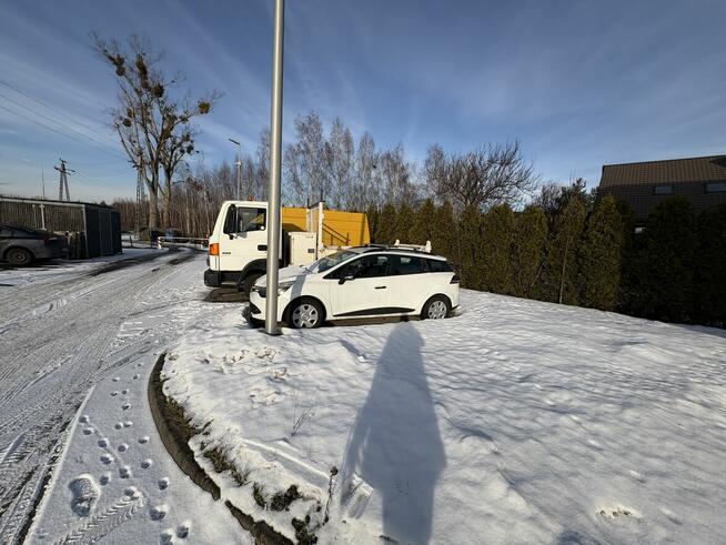 Syndyk sprzeda samochód osobowy Warszawa - zdjęcie 3