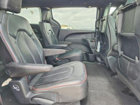 Chrysler Pacifica LIMITED / bardzo zadbany / niski przebieg Warszawa - zdjęcie 10