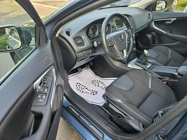 Volvo V40 Ładne i Zadbane* Panorama dach* Rok GWARANCJI Opoczno - zdjęcie 9