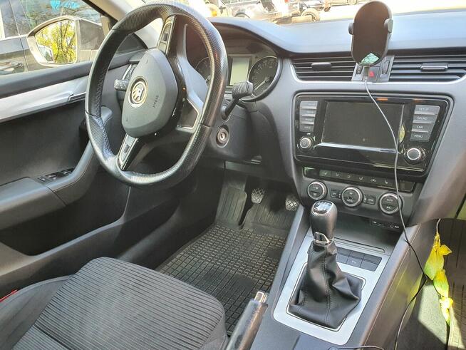 Skoda octawia 1.4 z niewielkim przebiegiem Dąbrowa Górnicza - zdjęcie 12