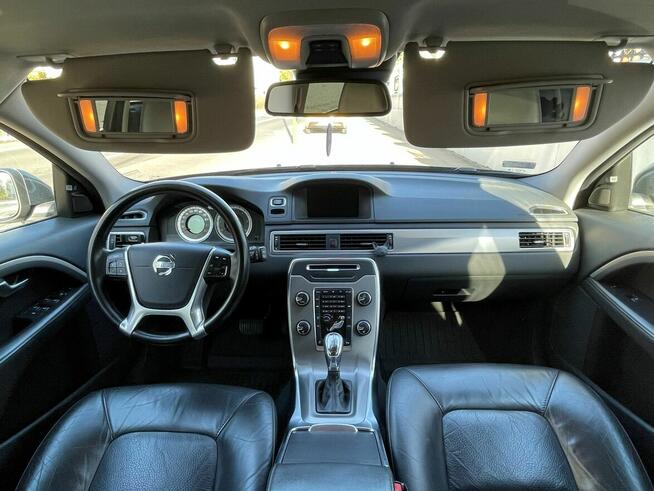 VOLVO V70 2.0 D4 5-cyl diesel / ZADBANE / PRYWATNE Chylice - zdjęcie 5