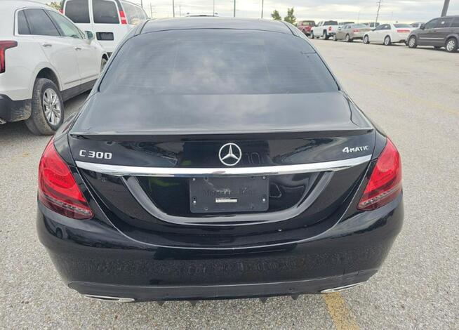 Mercedes C 300 4Matic / pakiet AMG / niski przebieg Tarnów - zdjęcie 6