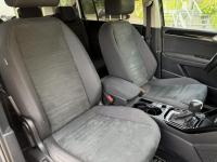 Volkswagen Touran 1.8  Highline DSG Tarnowskie Góry - zdjęcie 8