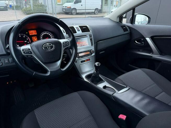 Toyota Avensis Bezwypadkowy Salon Polska FV VAT 23% Wejherowo - zdjęcie 10