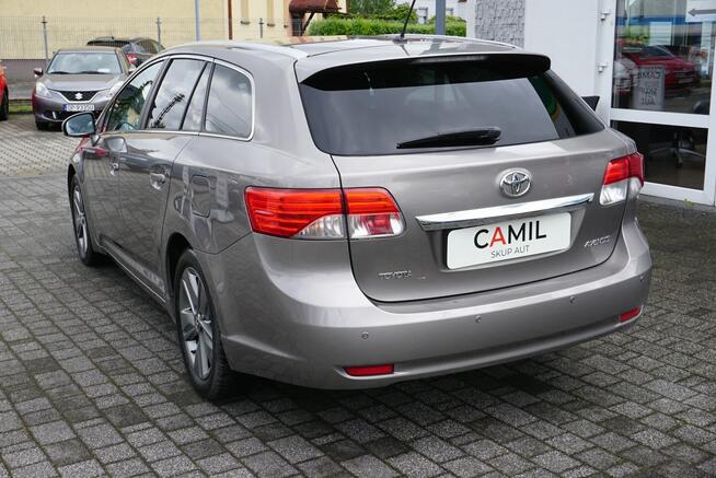Toyota Avensis polski salon, atrakcyjny przebieg Opole - zdjęcie 7