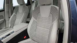 Volvo XC 60 B4 D Essential ! Z Polskiego Salonu ! Faktura Vat ! Warszawa - zdjęcie 11