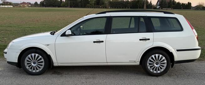 Ford Mondeo Kombi - Bezwypadkowy Oryginał Lakier - pewne km Legionowo - zdjęcie 6