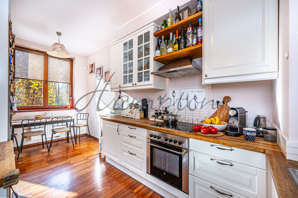 Apartament w ciszy i zieleni na zamkniętym osiedlu Konstancin-Jeziorna - zdjęcie 11