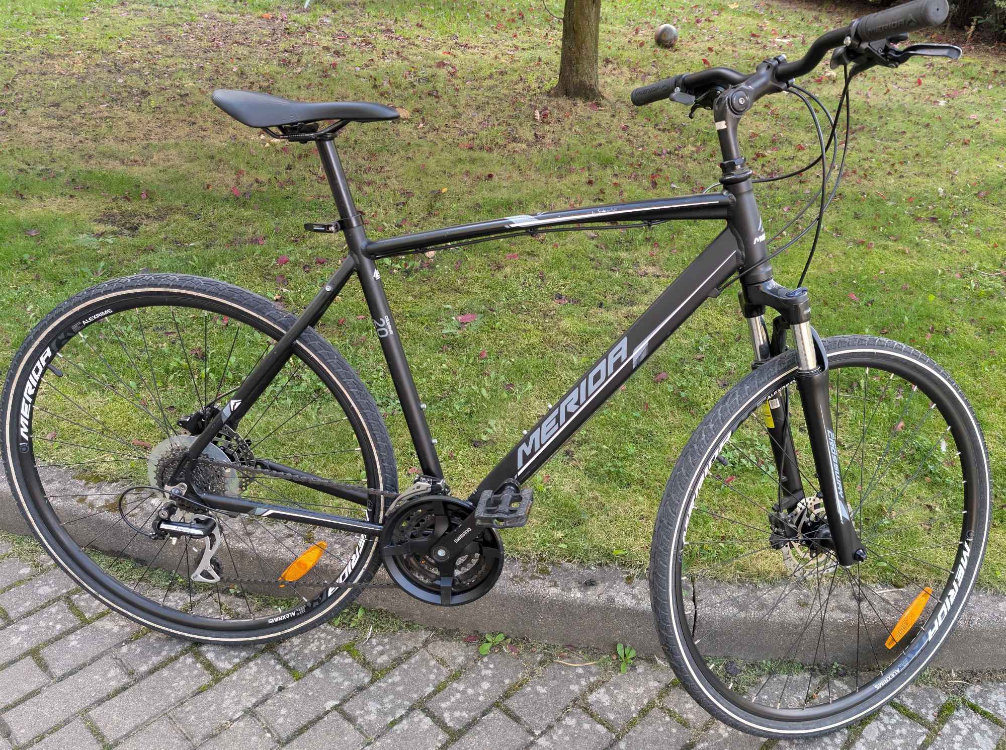 Zadbany i bardzo mało używany rower crossowy Merida Crossway 20 Wałcz - zdjęcie 1