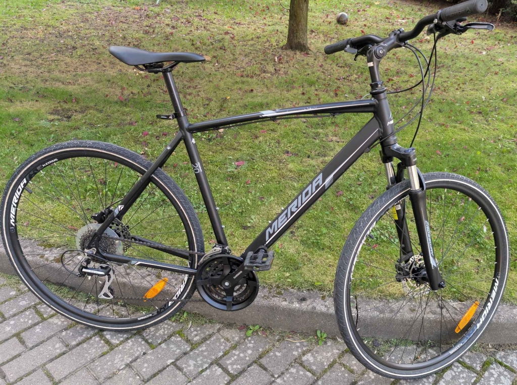 Zadbany i bardzo mało używany rower crossowy Merida Crossway 20 Wałcz - zdjęcie 1