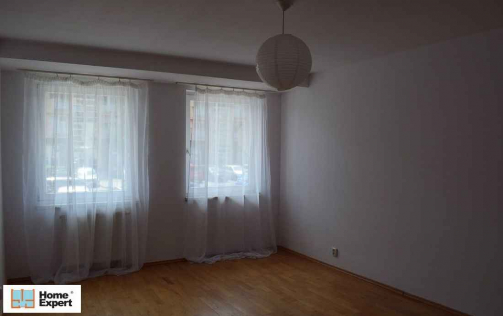 3pok, 50met, Okolice Leopolda Tymanda PIWNICA/2002 (Wrocław) Fabryczna - zdjęcie 1