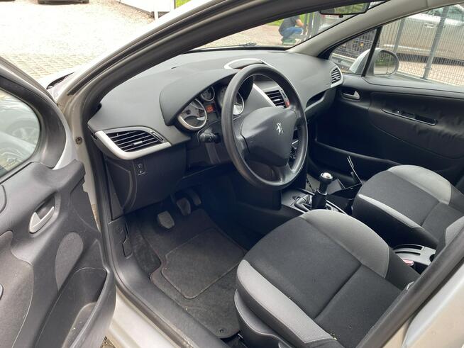 Peugeot 207 1.4 benzyna niski przebieg klimatyzacja Kobylnica - zdjęcie 8