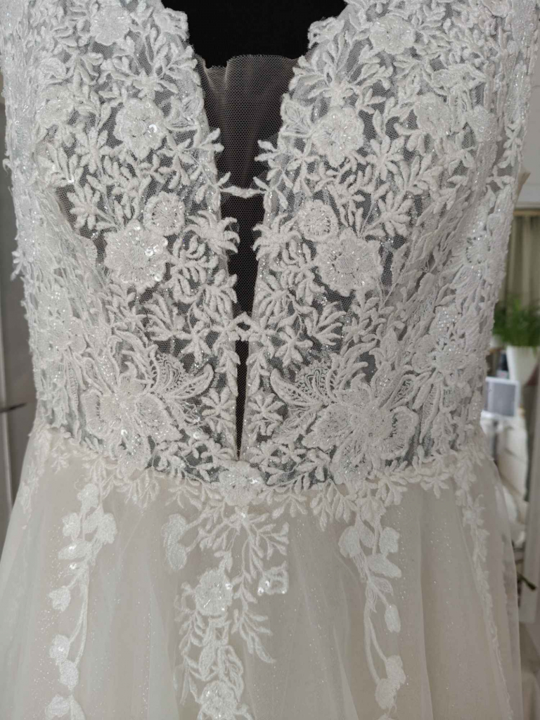 Suknia ślubna z dodatkami Świnoujście - zdjęcie 1