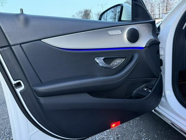 Mercedes E 200 Full-Led. Automat. Niski przebieg. Rybnik - zdjęcie 11