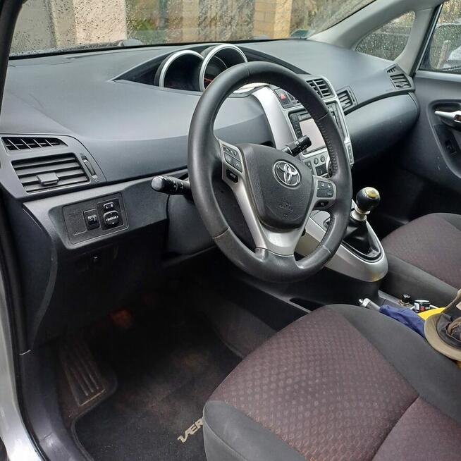 sprzedam toyotę verso Koszalin - zdjęcie 9