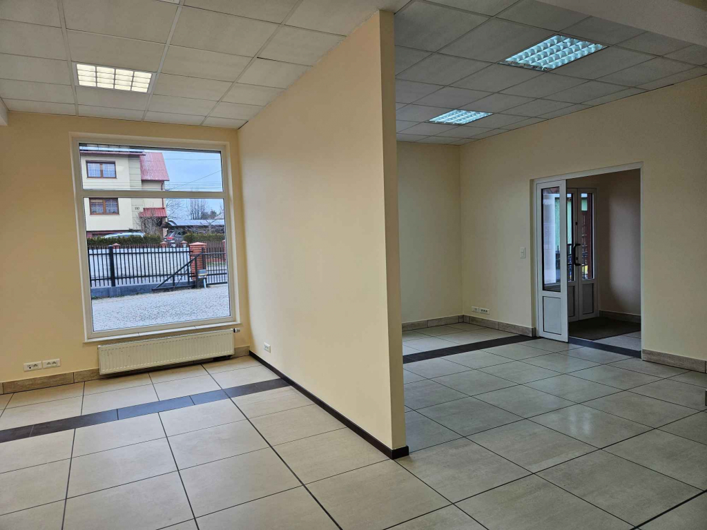 Do wynajęci  lokal użytkowo-biurowy Rzeszów - zdjęcie 4