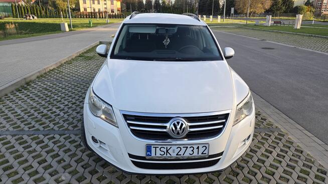 VW Tiguan I 2.0 iguan 2010r Biały /Czarne Wnętrze / Klima / Skarżysko-Kamienna - zdjęcie 4