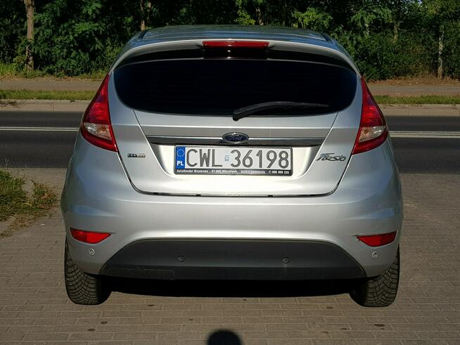Ford Fiesta 1,6 tdci Klimatronik Zarejestrowany Gwarancja Włocławek - zdjęcie 6