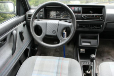 Volkswagen Golf 1.6 Benzyna 5 drzwi Oldtimer 1988 Lubań - zdjęcie 7