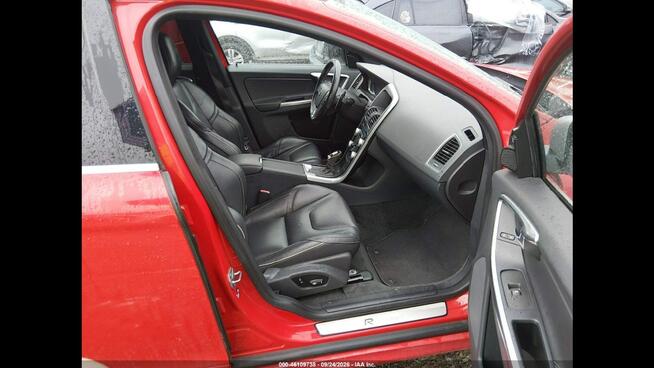 Volvo XC 60 R-DESIGN / AWD / T6 / niski przebieg Chwaszczyno - zdjęcie 8
