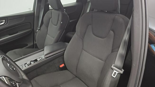 Volvo XC 60 B4 D Core aut  ! Z Polskiego Salonu ! Faktura VAT ! Warszawa - zdjęcie 11
