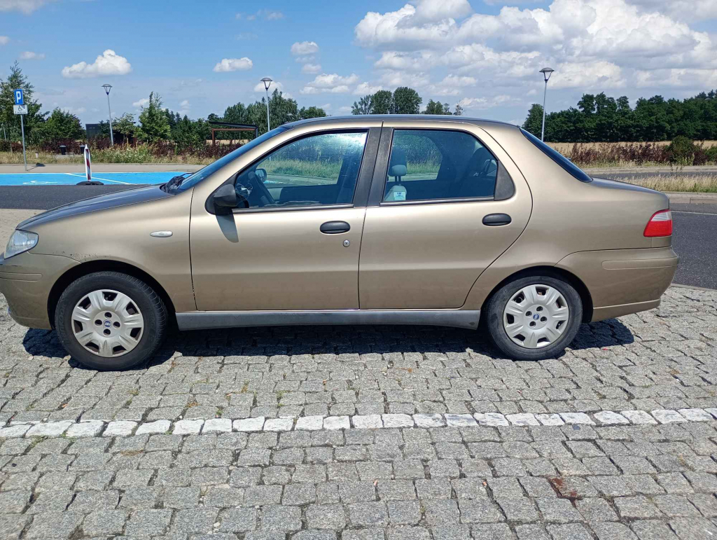 Fiat Albea 1.4 77KM Krowodrza - zdjęcie 5