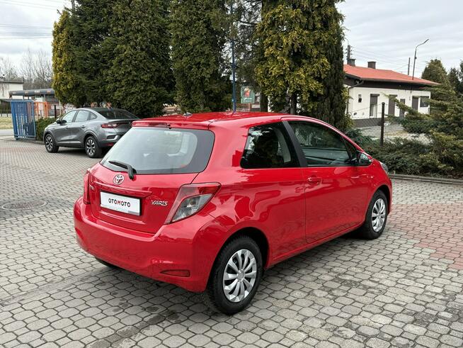 Toyota Yaris Niski Przebieg, Gwarancja Tarnowskie Góry - zdjęcie 5