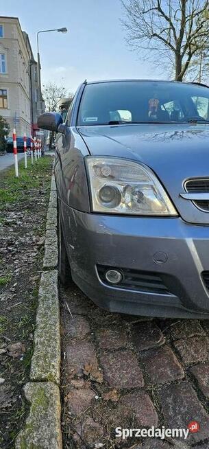 Opel Vectra Kombi 2.2 2005 r. Toruń - zdjęcie 3