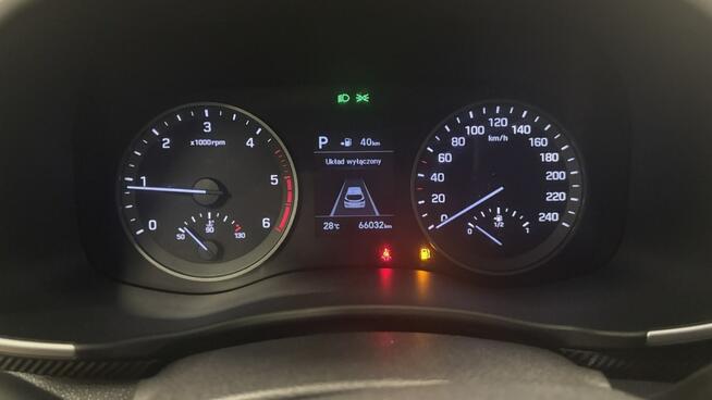 Hyundai Tucson 1.6 CRDi Comfort DCT Grójec - zdjęcie 9