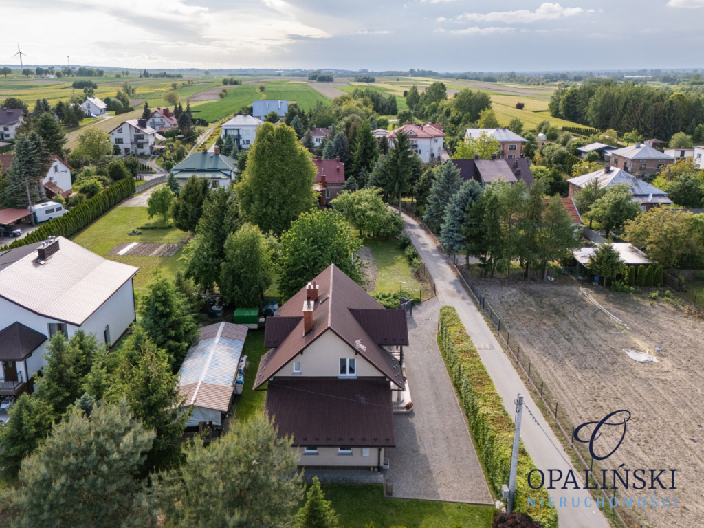 Dom z ogrodem i garażem umeblowany i wyposażony Kosina - zdjęcie 7