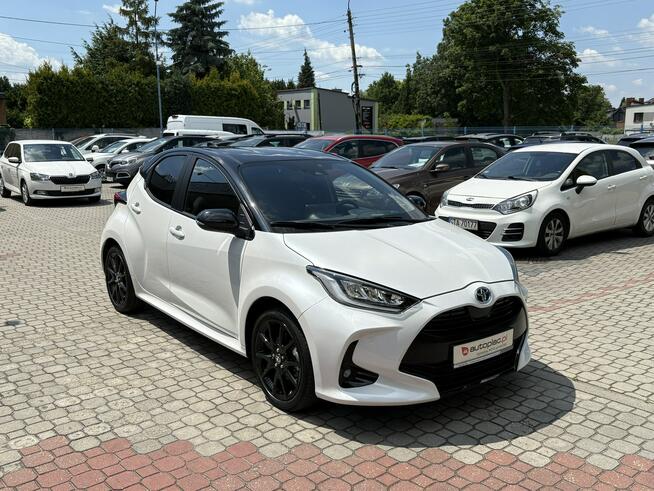 Toyota Yaris 1.5 Hybrid, Perła, Head UP, Kamera, Gwarancja Tarnowskie Góry - zdjęcie 4