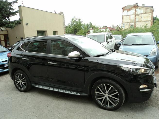 sprzedam ładnego HYUNDAIA TUCSONA 4X4 AWD 1.6B 177KM Lublin - zdjęcie 3